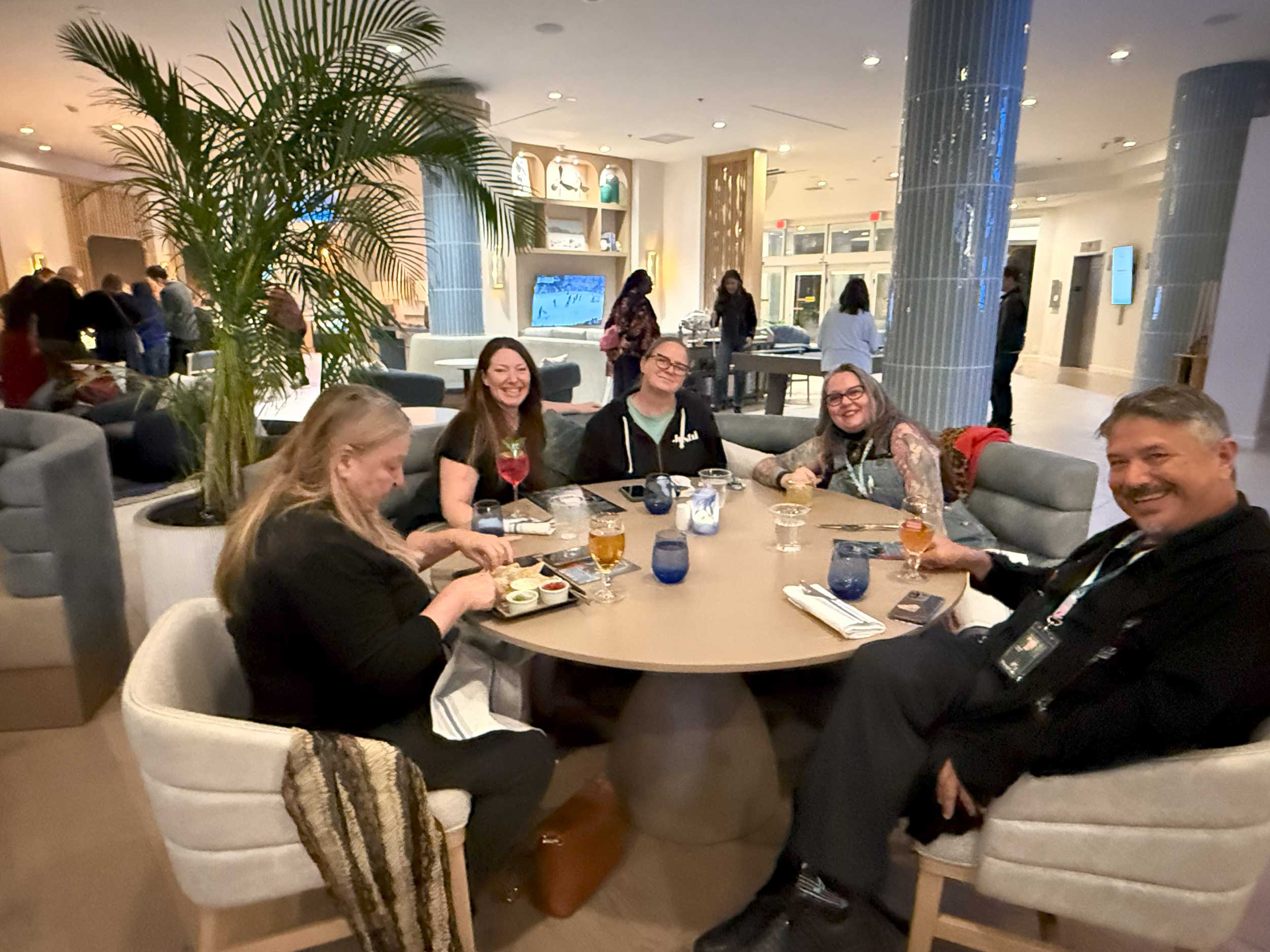 StaarCon 5 attendees dining together at the hotel.